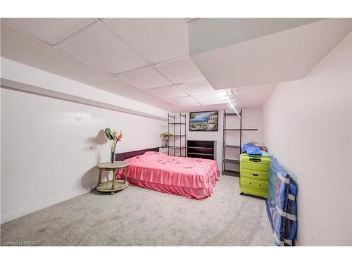44 Walter Street, Kitchener, ON - Indoor Photo Showing Bedroom