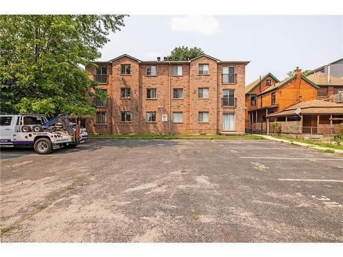 104-28 Victoria Avenue N, Hamilton, ON - Outdoor