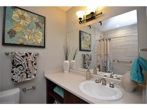 41 Sister Kern Terrace, Hamilton, ON - Indoor Photo Showing Bathroom