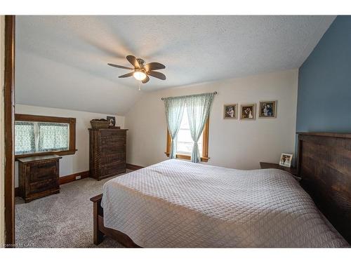 6 George Street, Norwich, ON - Indoor Photo Showing Bedroom
