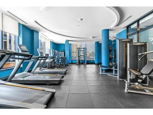 1402-385 Winston Road, Grimsby, ON - Indoor Photo Showing Gym Room