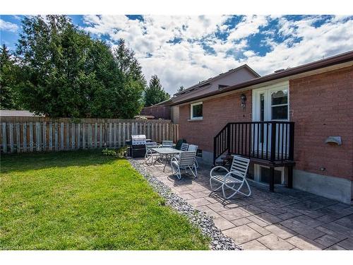 8 Pamela Place, Guelph, ON - Outdoor