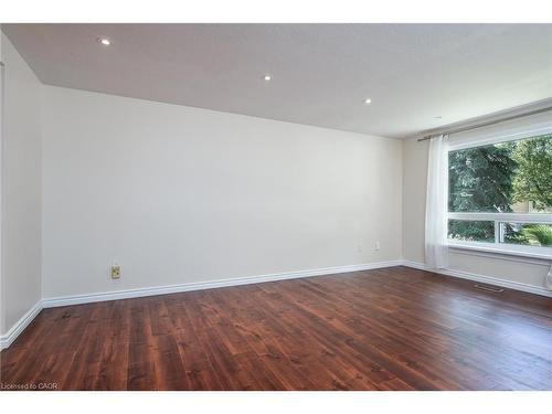 8 Pamela Place, Guelph, ON - Indoor Photo Showing Other Room