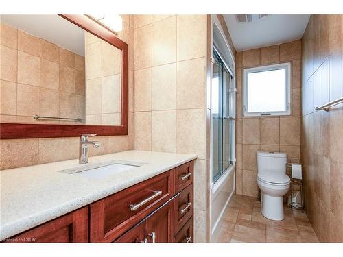 8 Pamela Place, Guelph, ON - Indoor Photo Showing Bathroom
