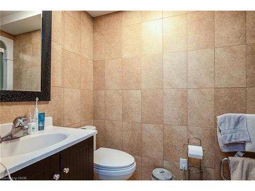 8 Pamela Place, Guelph, ON - Indoor Photo Showing Bathroom