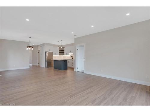 24 Moon Crescent, Cambridge, ON - Indoor