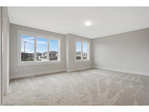 24 Moon Crescent, Cambridge, ON - Indoor Photo Showing Other Room