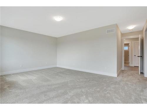 24 Moon Crescent, Cambridge, ON - Indoor Photo Showing Other Room
