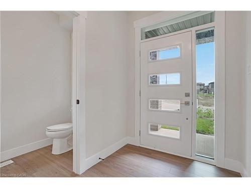 24 Moon Crescent, Cambridge, ON - Indoor