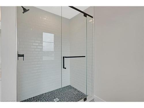 24 Moon Crescent, Cambridge, ON - Indoor