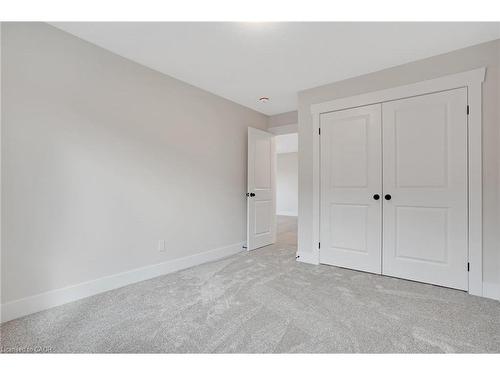 24 Moon Crescent, Cambridge, ON - Indoor Photo Showing Other Room