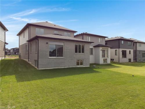 24 Moon Crescent, Cambridge, ON - Outdoor