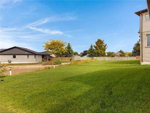 24 Moon Crescent, Cambridge, ON - Outdoor