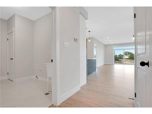 24 Moon Crescent, Cambridge, ON - Indoor Photo Showing Other Room