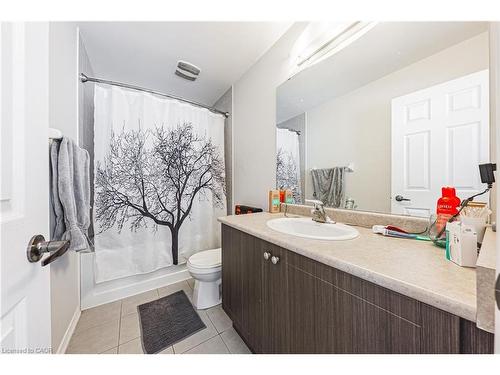 8258 Tulip Tree Drive, Niagara Falls, ON - Indoor Photo Showing Bathroom
