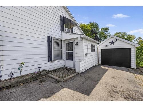 83 Orkney Street W, Caledonia, ON - Outdoor With Exterior