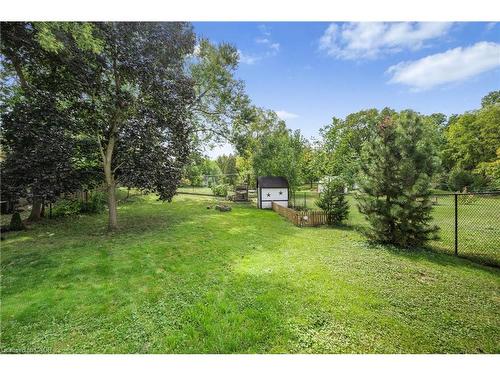 83 Orkney Street W, Caledonia, ON - Outdoor