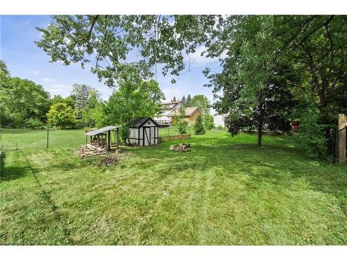 83 Orkney Street W, Caledonia, ON - Outdoor