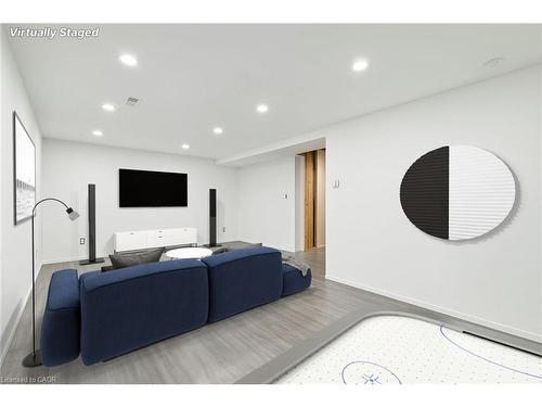 40-800 Upper Paradise Road, Hamilton, ON - Indoor