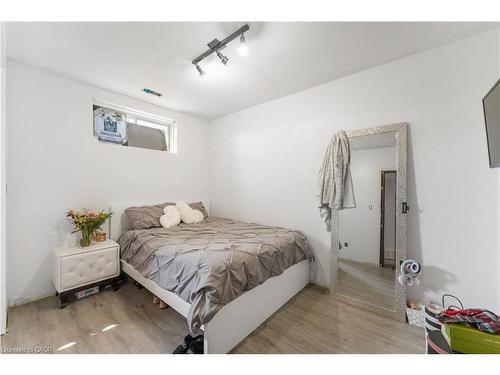 75642 Diltz Road, Wainfleet, ON - Indoor Photo Showing Bedroom