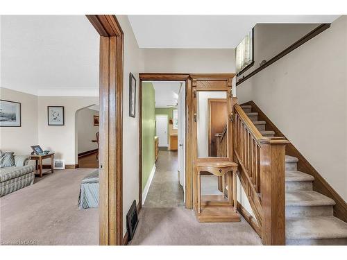 274 Ottawa Street S, Hamilton, ON - Indoor Photo Showing Other Room