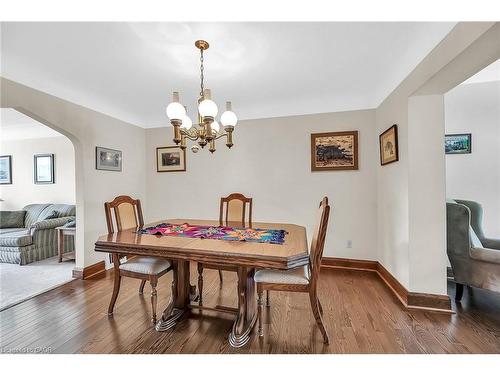 274 Ottawa Street S, Hamilton, ON - Indoor Photo Showing Dining Room