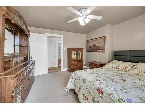 274 Ottawa Street S, Hamilton, ON - Indoor Photo Showing Bedroom