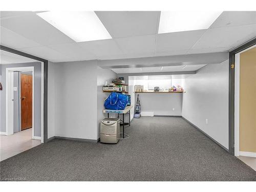 274 Ottawa Street S, Hamilton, ON - Indoor Photo Showing Other Room