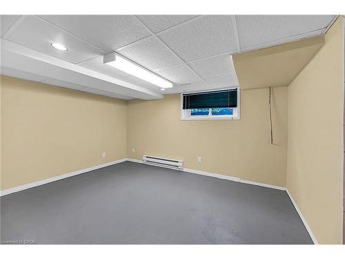 274 Ottawa Street S, Hamilton, ON - Indoor Photo Showing Other Room