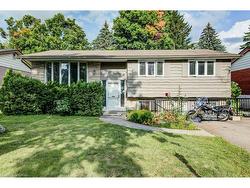 558 Sprucehill Avenue  Waterloo, ON N2L 4V7