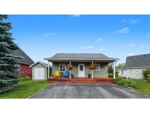 52 Madawaska Trail  Wasaga Beach, ON L9Z 1X7