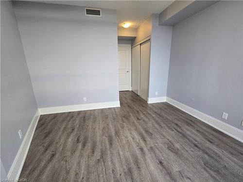 2402-330 Burnhamthorpe Road W, Mississauga, ON - Indoor Photo Showing Other Room