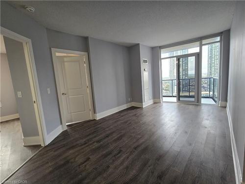 2402-330 Burnhamthorpe Road W, Mississauga, ON - Indoor