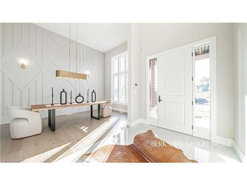 427 Masters Drive, Woodstock, ON - Indoor Photo Showing Other Room