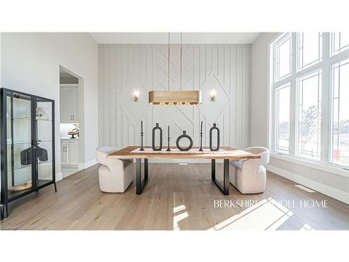 427 Masters Drive, Woodstock, ON - Indoor Photo Showing Other Room