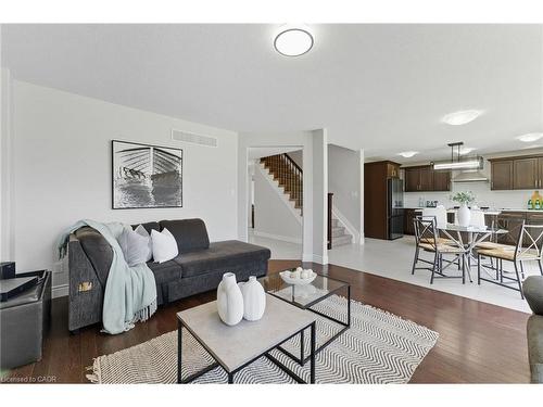 97 Forbes Crescent, Listowel, ON - Indoor Photo Showing Living Room