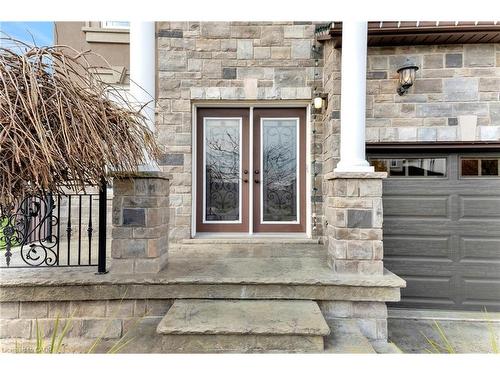 3 Rianna Court, Hamilton, ON - Outdoor