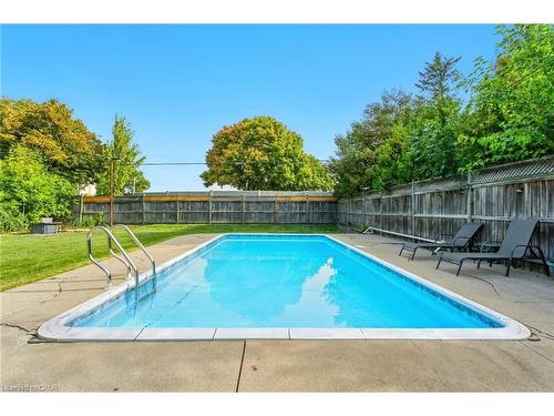 20 Woodside Drive, Hamilton, ON - Outdoor With In Ground Pool With Backyard