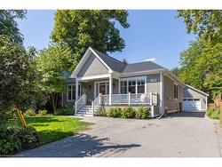 2195 Courtland Drive  Burlington, ON L7R 1S2