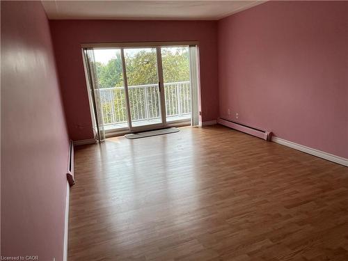 308-10 Woodman Drive S, Hamilton, ON - Indoor Photo Showing Other Room