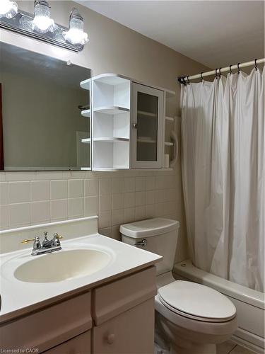 308-10 Woodman Drive S, Hamilton, ON - Indoor Photo Showing Bathroom