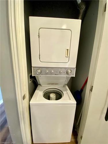 3 Britannia Avenue, Hamilton, ON 