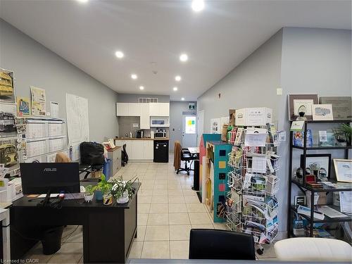 3 Britannia Avenue, Hamilton, ON 