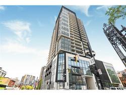 909-15 Queen Street S Hamilton, ON L8P 0C6