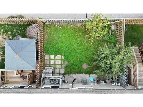 33 Bankside Drive, Kitchener, ON - 