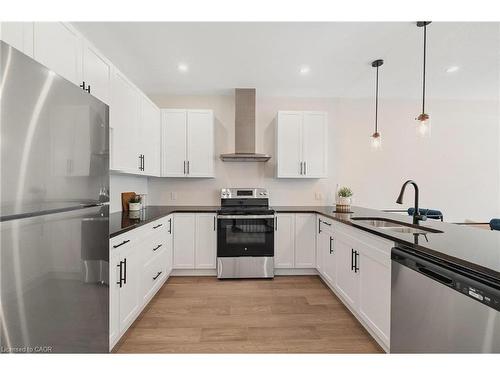 101-12 Washington Street, Norwich, ON - Indoor Photo Showing Kitchen With Upgraded Kitchen