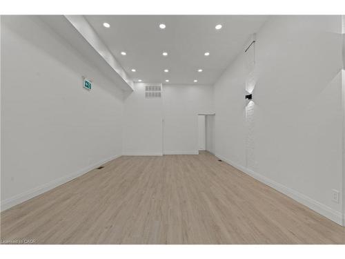 93 John Street S, Hamilton, ON 