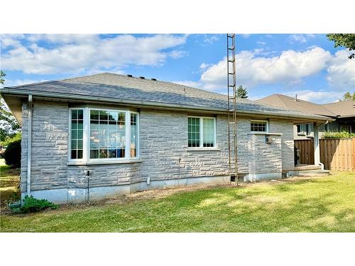 4 Orchard Crescent, Waterford, ON - Outdoor