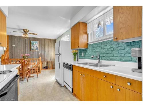 21 Willis Drive, Brampton, ON - Indoor Photo Showing Kitchen With Double Sink