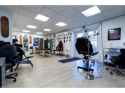 868 King Street W, Hamilton, ON 